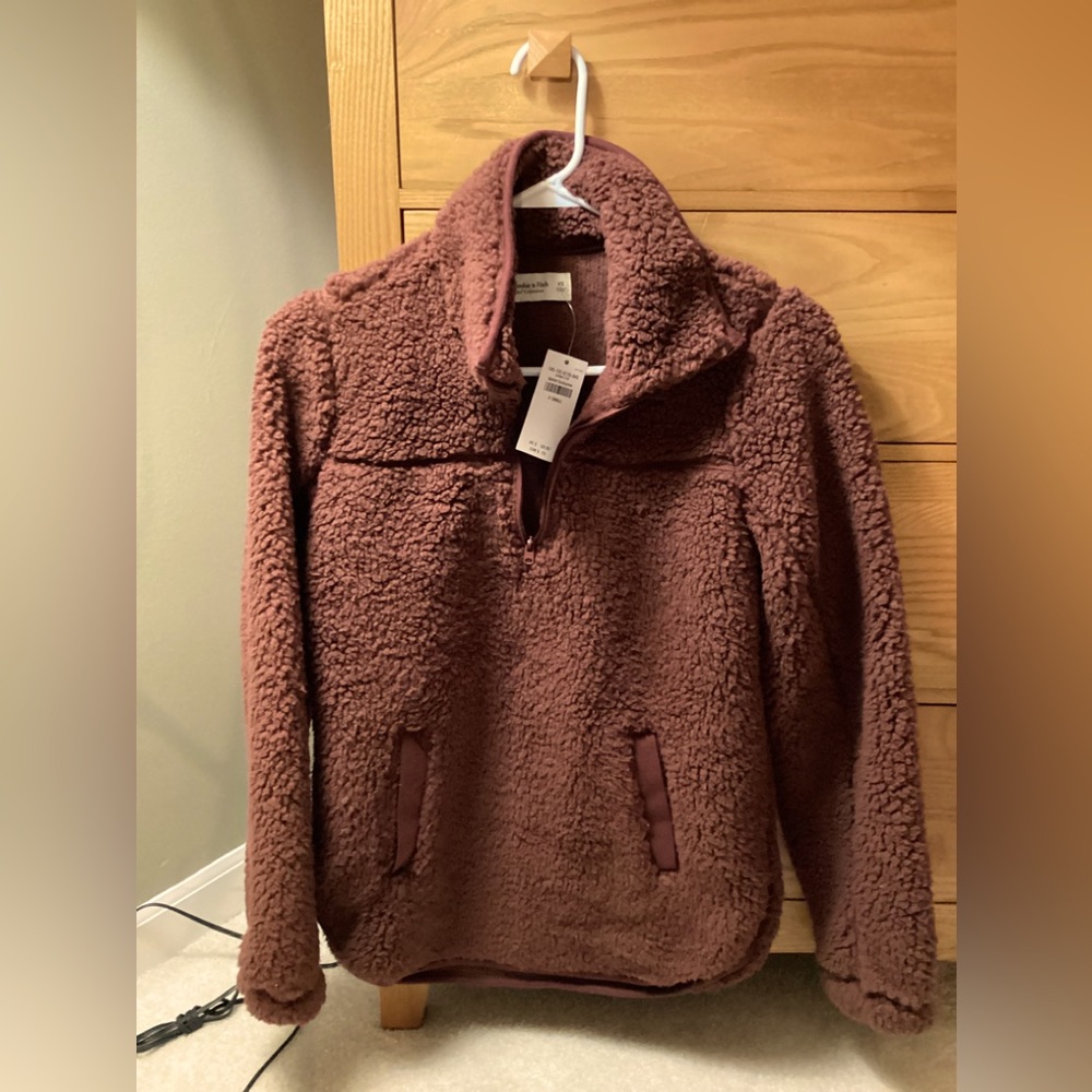 Abercrombie & Fitch fleece (FINALPRICEDROP)